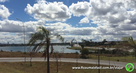 JK Bridge and Lake Paranoá